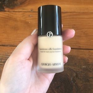 Giorgio Armani Luminous Silk Foundation